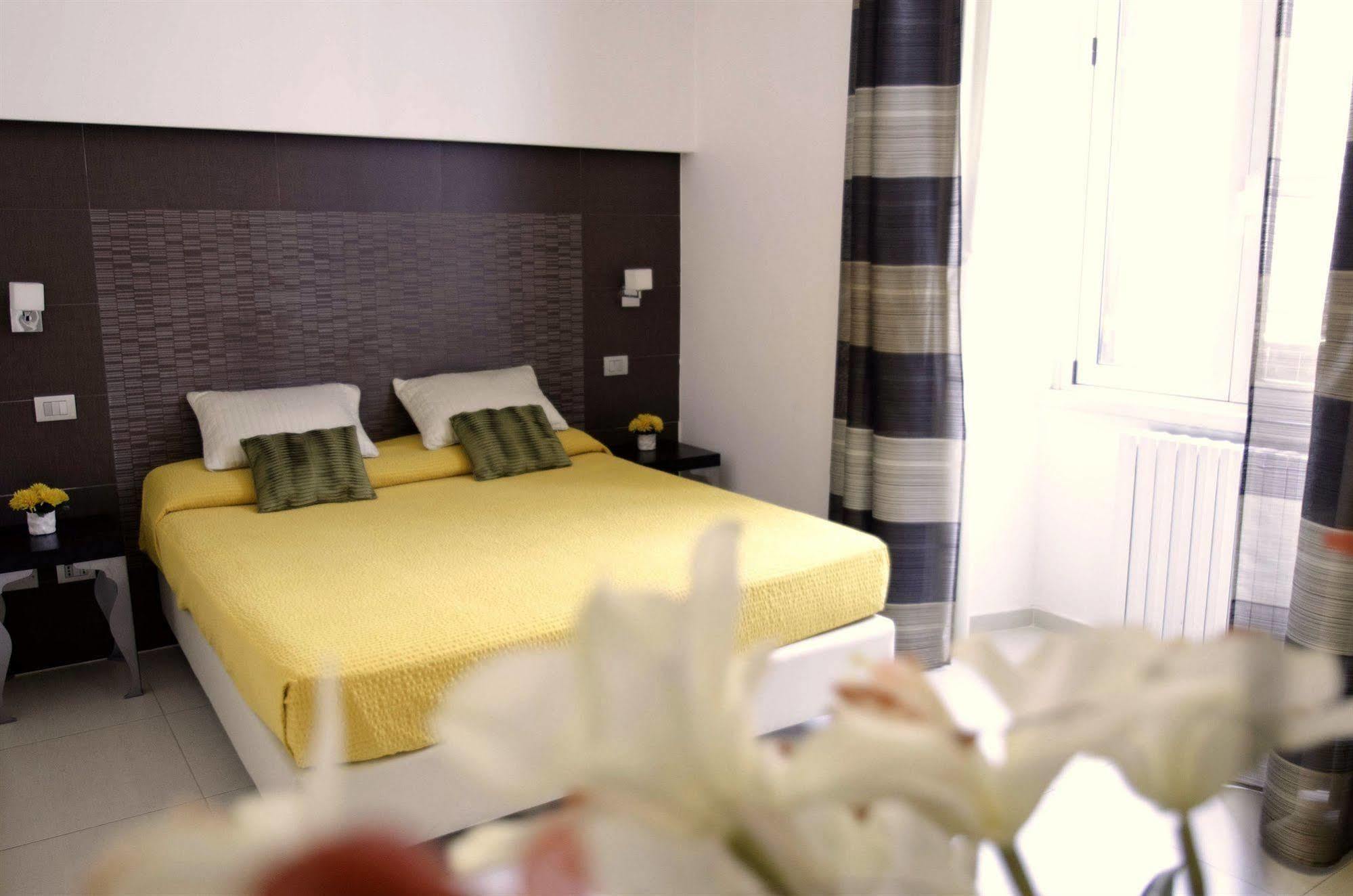Interno 5 B&B โรม ภายนอก รูปภาพ